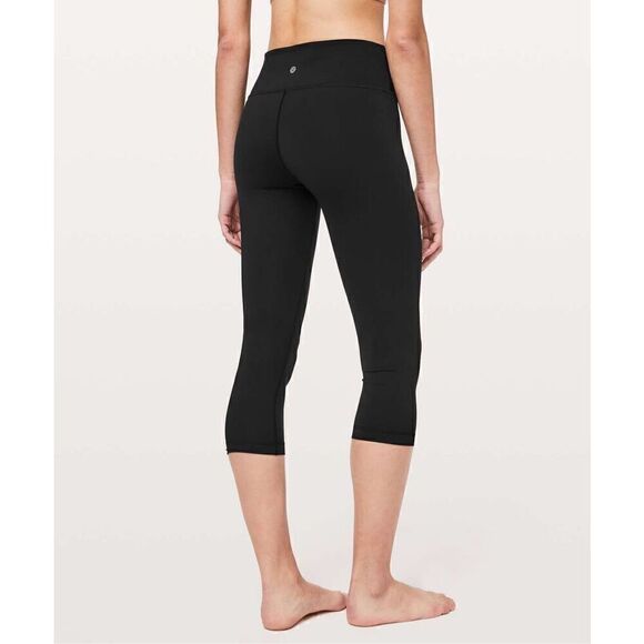 Womens Lululemon Wunder Under Crop III - Picture 1 of 5
